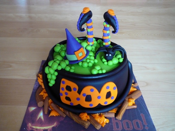 Free halloween cauldron cake images for facebook,whatsapp,instagram